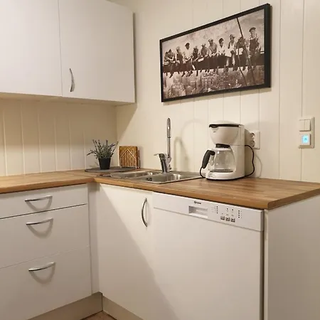 Apartment Strand Apartments Kvaloysletta