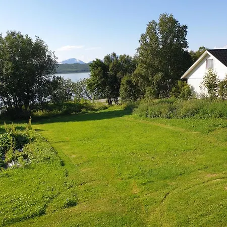 Apartment Strand Apartments Kvaloysletta